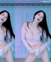 KBJ-24040945